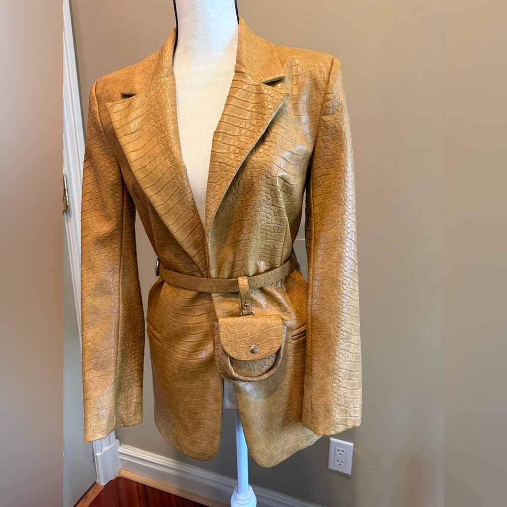 Structured Croc-Embossed Belted Blazer Jacket - Camel